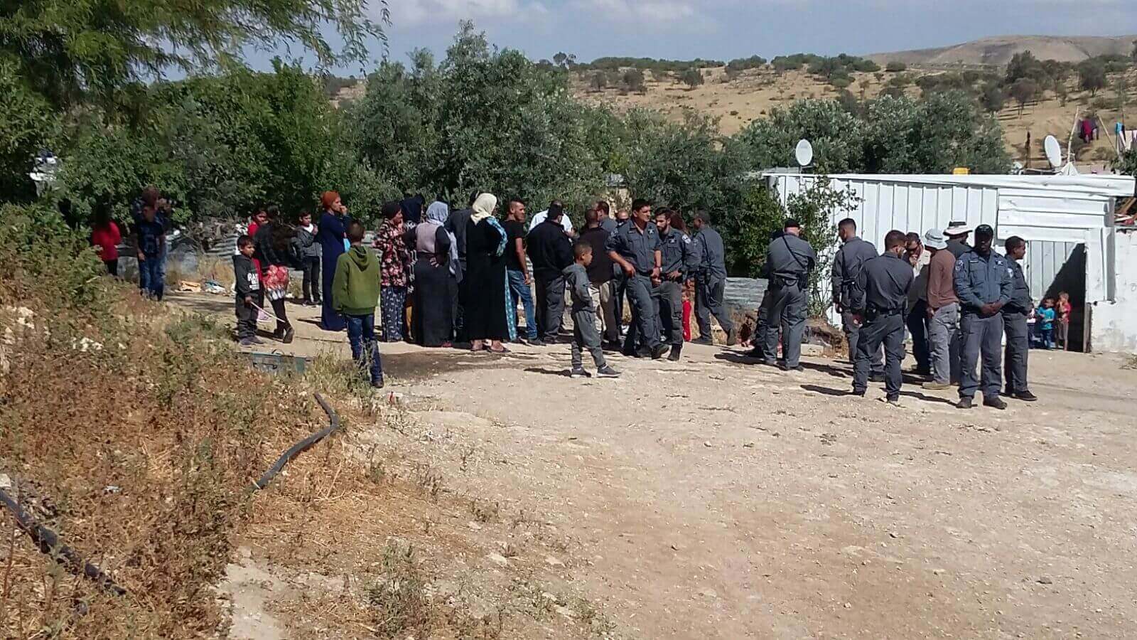 Alternative text missing