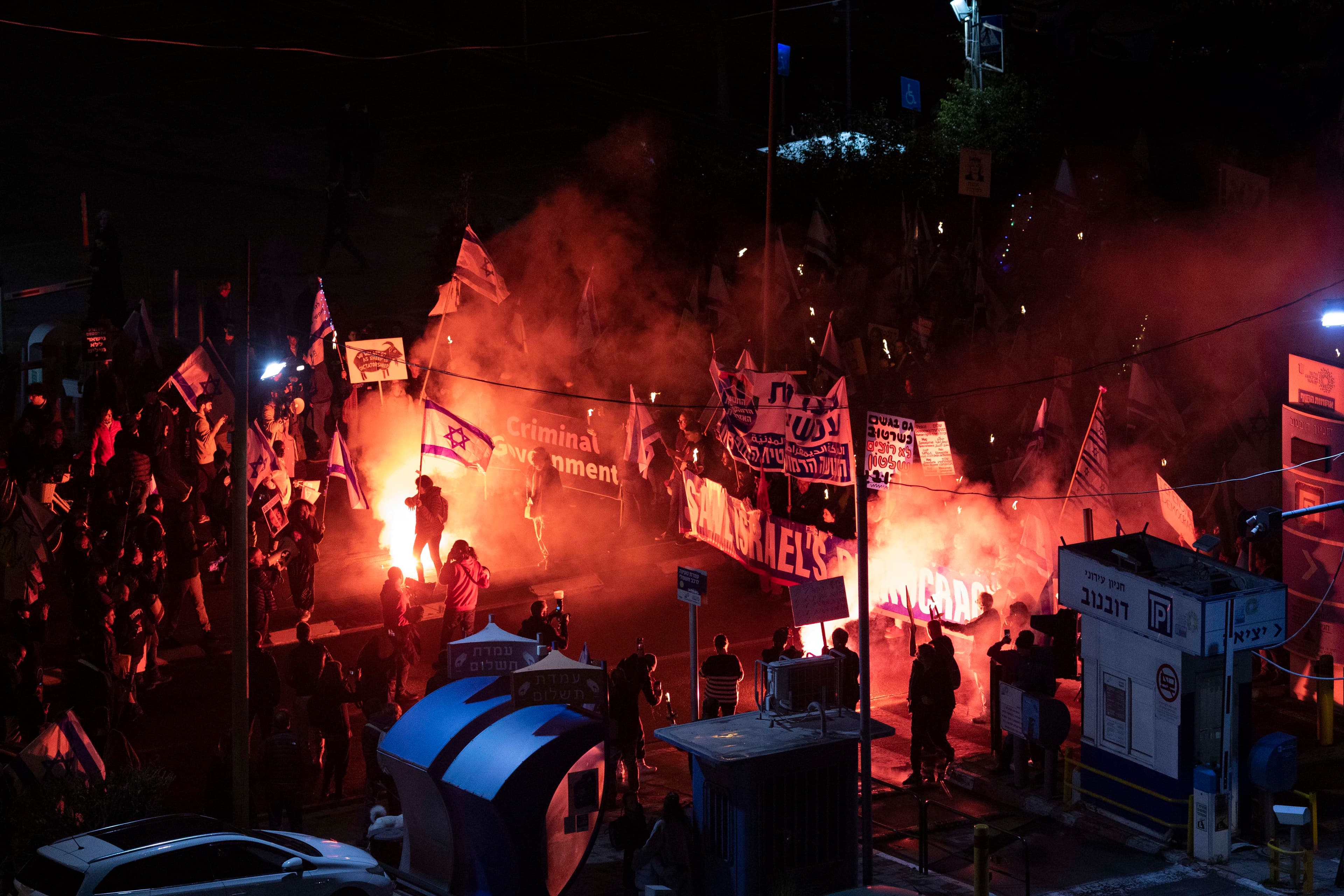 Alternative text missing