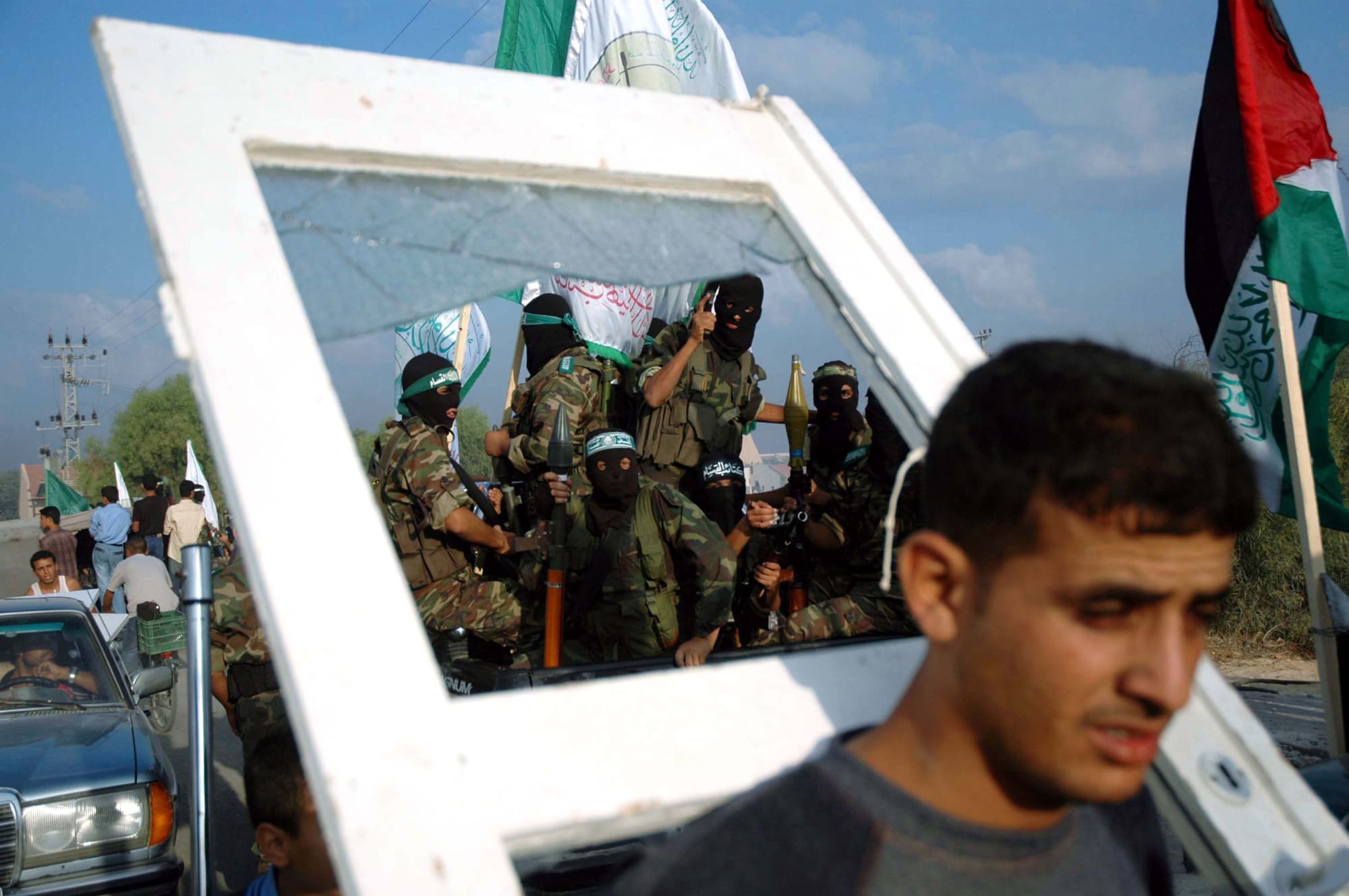 Alternative text missing