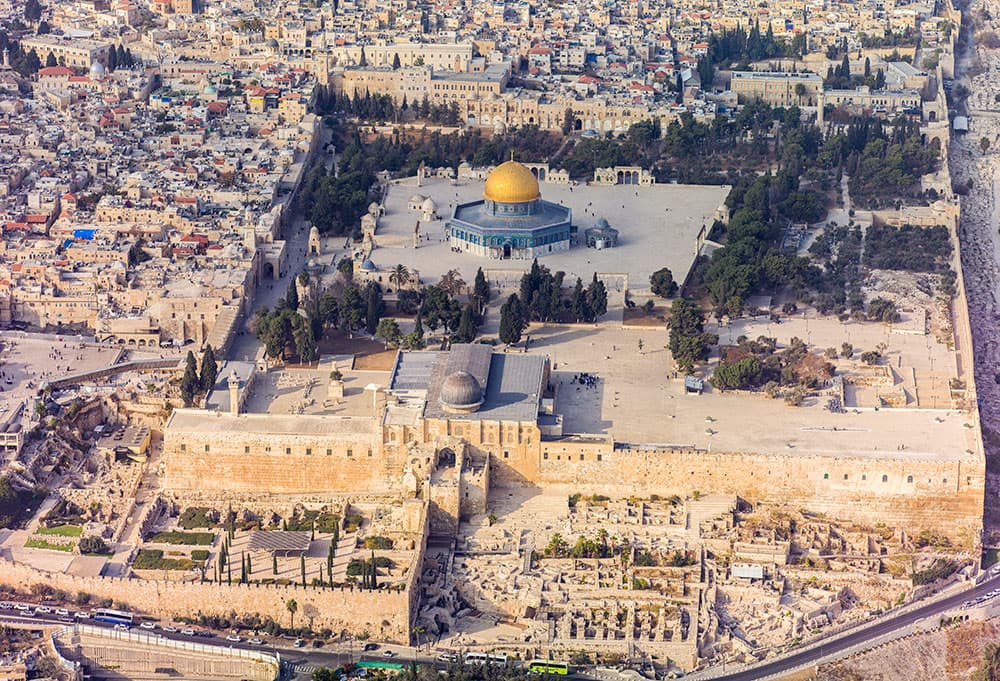 Alternative text missing