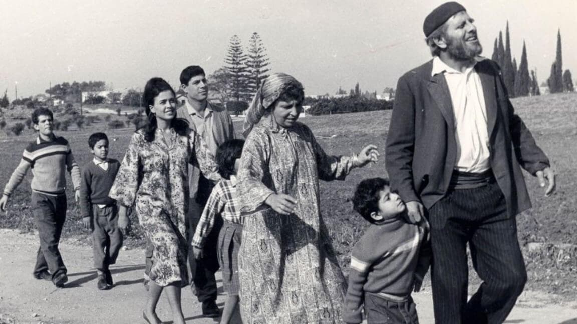 Alternative text missing