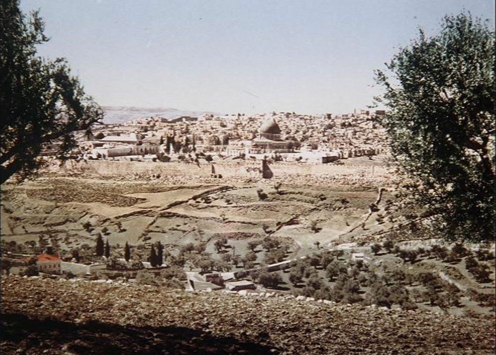 Farbreiche Panoramaaufnahme der Jerusalemer Altstadt des französischen Fotografen Félix Bonfils, 1890. Quelle: Archiv des israelischen Government Press Office (GPO)