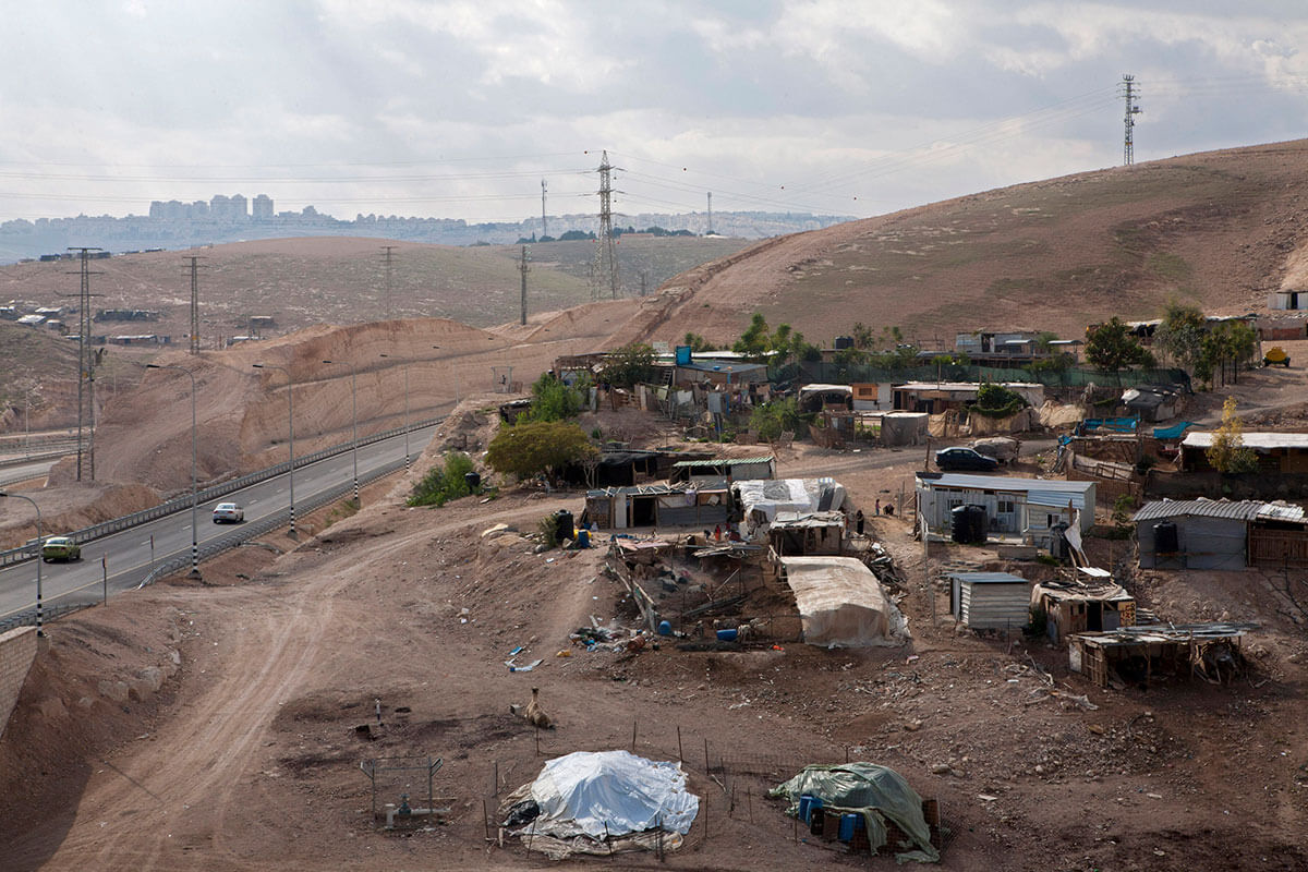 Sicht auf Khan al-Ahmar in der Westbank. Foto: Oren Ziv/ActiveStills